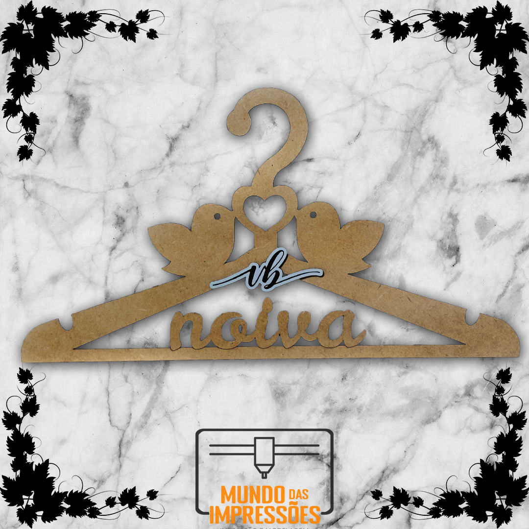 Cabide de Casamento Personalizado em Madeira - Noiva/Noivo Iniciais e Pássaros - Mundo das Impressões