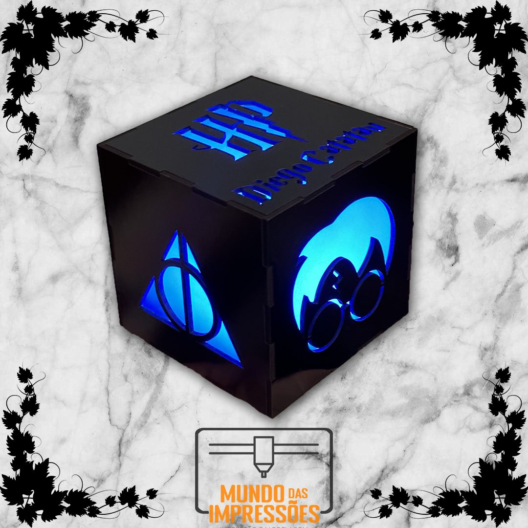 Cubo Personalizado Harry Potter em Madeira - LEDs e Nome - Mundo das Impressões