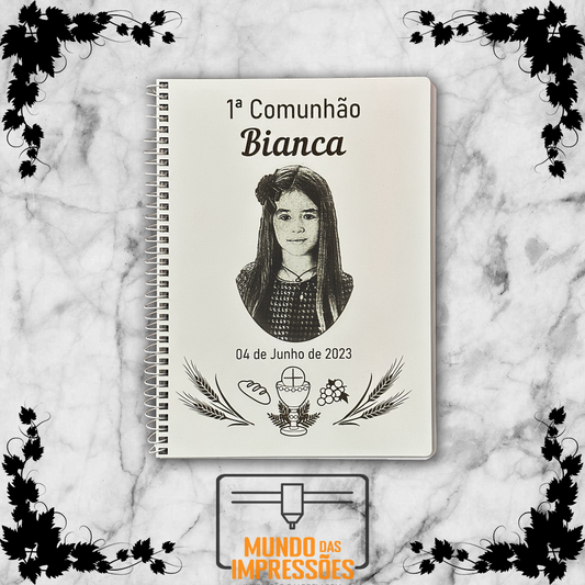 Livro de Honra para Comunhão Personalizado em Madeira - A5 com Fotografia - Mundo das Impressões