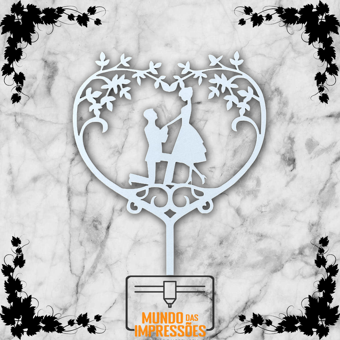Topo de Bolo de Casamento Personalizado em Madeira - Casal - Mundo das Impressões