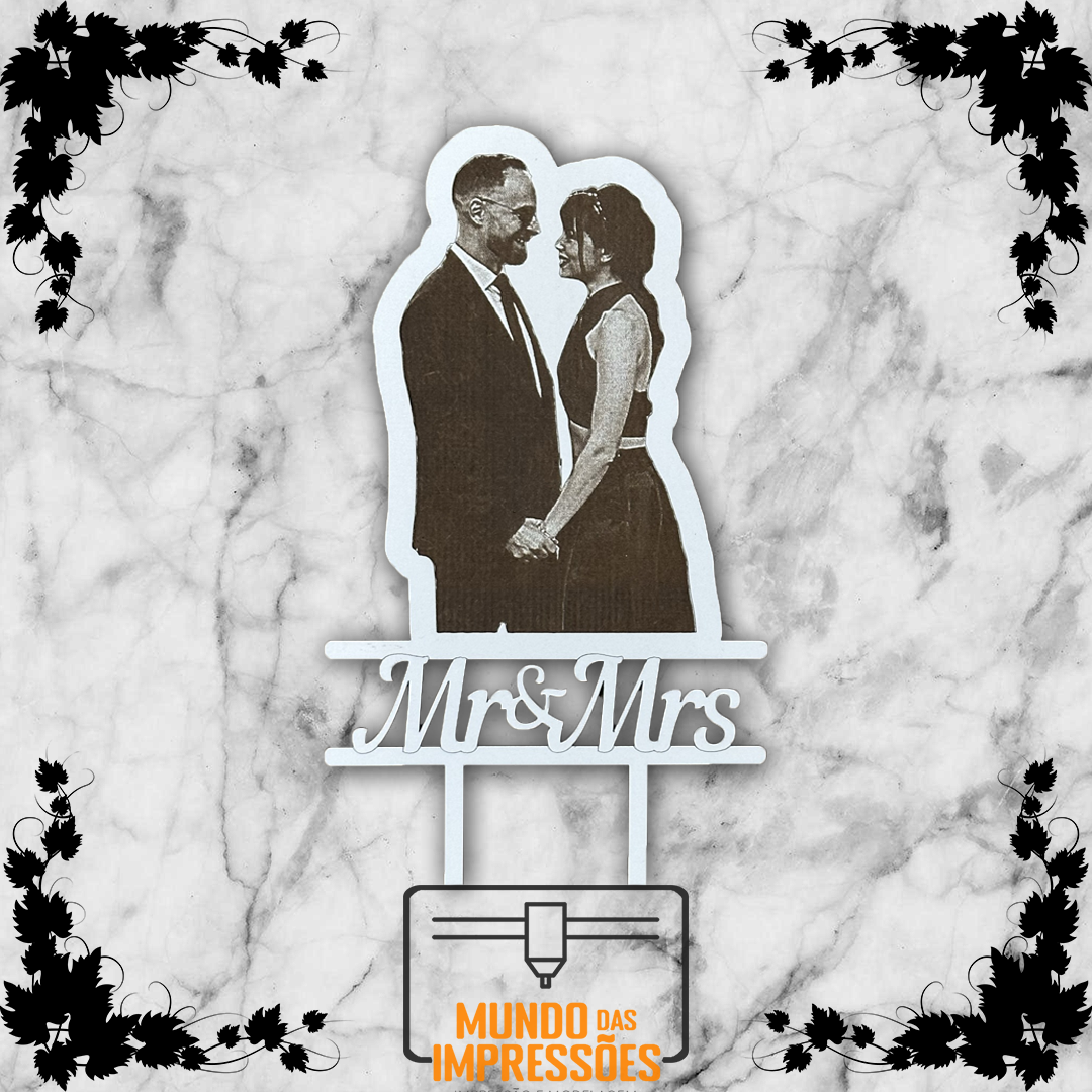 Topo de Bolo de Casamento Personalizado em Madeira - Fotografia e Mr&Mrs - Mundo das Impressões