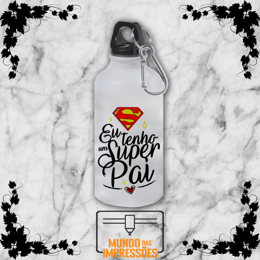 Garrafa de alumínio branca com design Superman e texto Super Pai